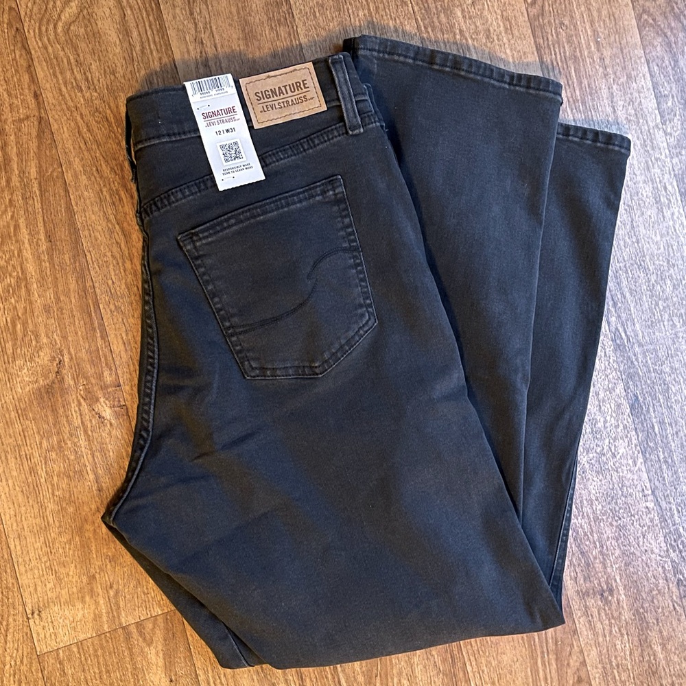 SIGNATURE LEVI STRAUSS BLACK WASHED LOOK